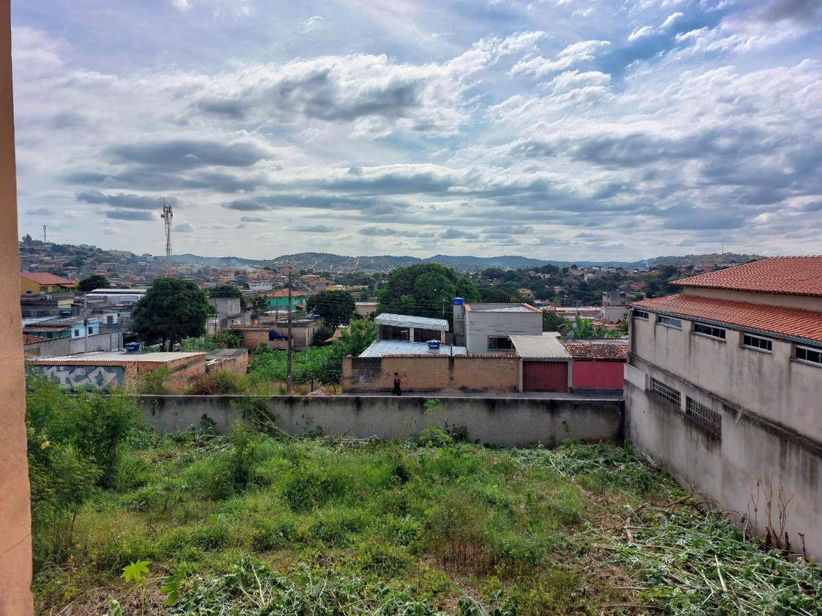 Casa Completa E Aconchegante Em Ribeirao Das Neves Экстерьер фото